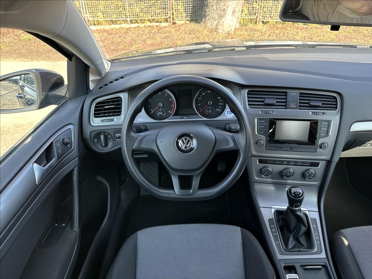 Volkswagen Golf Hatchback 1,2 l 63 kw