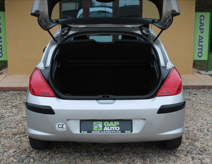 Peugeot 308 Hatchback 1,4 l 70 kw