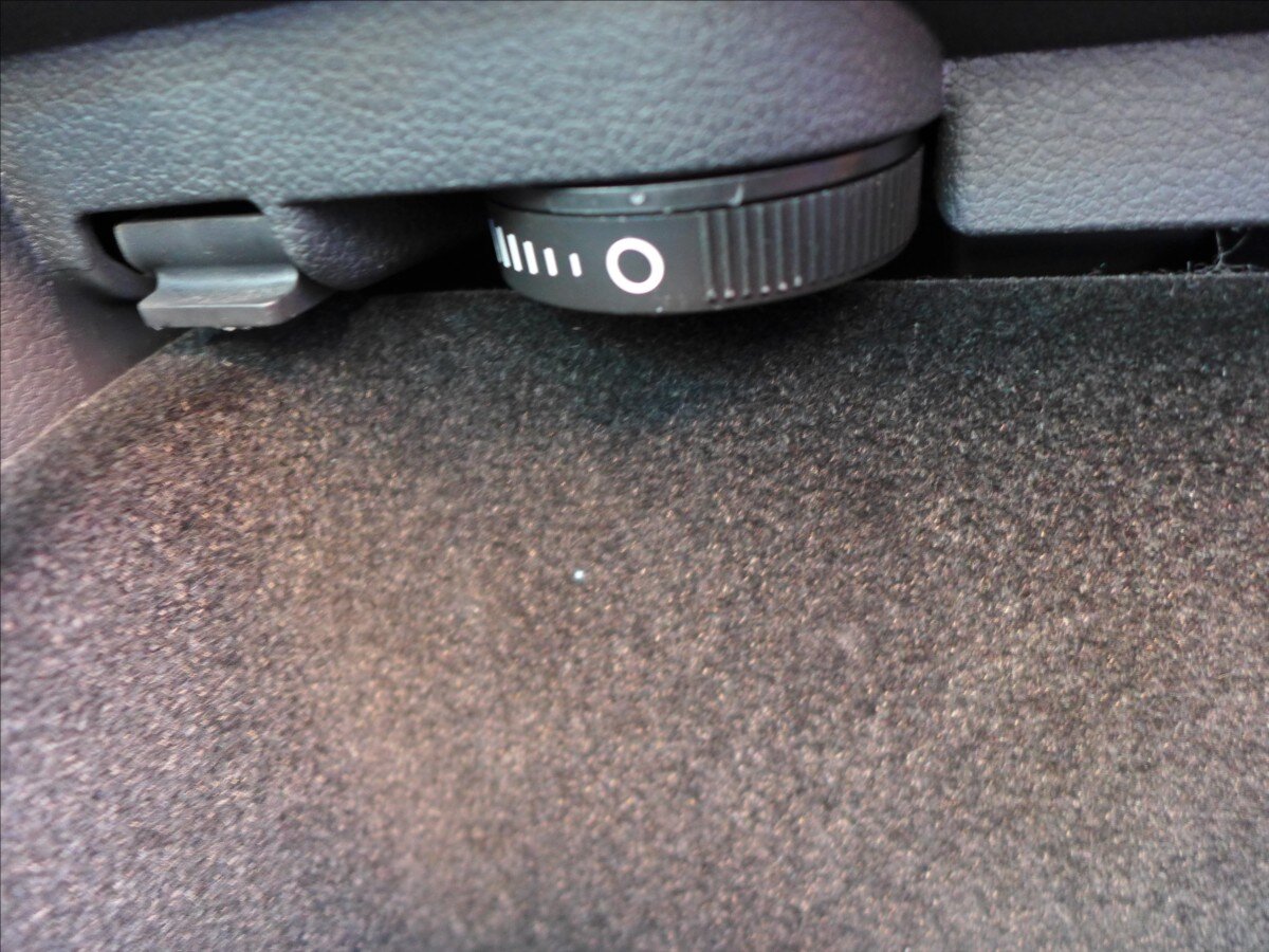 Volkswagen Golf Sportsvan Kombi 1,2 l 63 kw