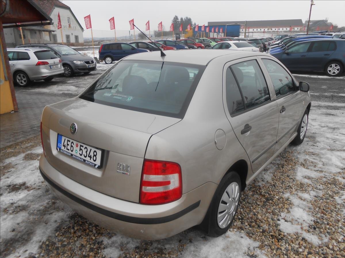 Škoda Fabia Sedan / Limuzína 1,2 l 47 kw