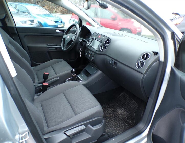 Volkswagen Golf Plus Kombi 1,6 l 75 kw