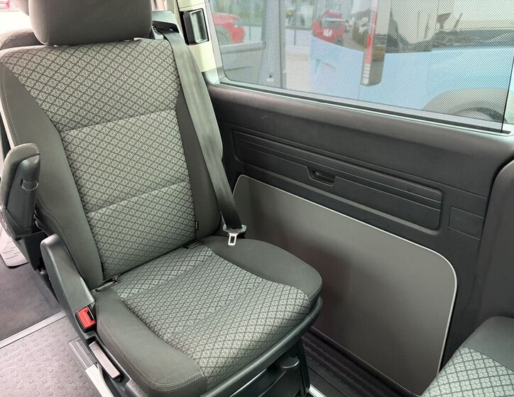 Volkswagen Multivan VAN / Minibus 2,0 l 110 kw