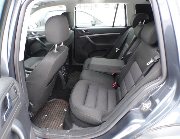 Škoda Octavia Kombi 2,0 l 103 kw