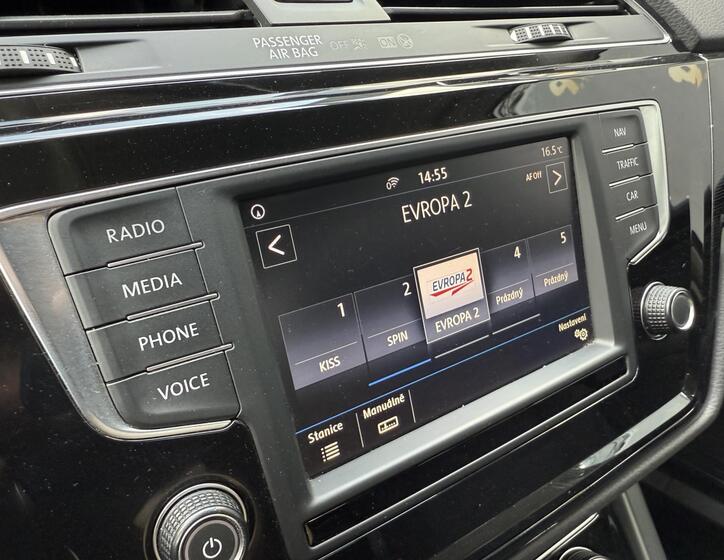 Volkswagen Touran 29