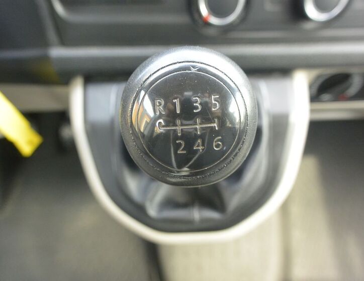 Volkswagen Transporter 19