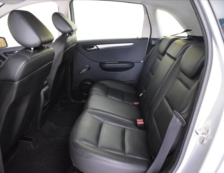 Mercedes-Benz Třídy B Hatchback 1,5 l 70 kw