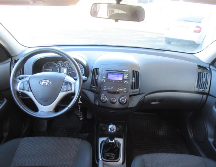 Hyundai i30 Hatchback 1,4 l 80 kw