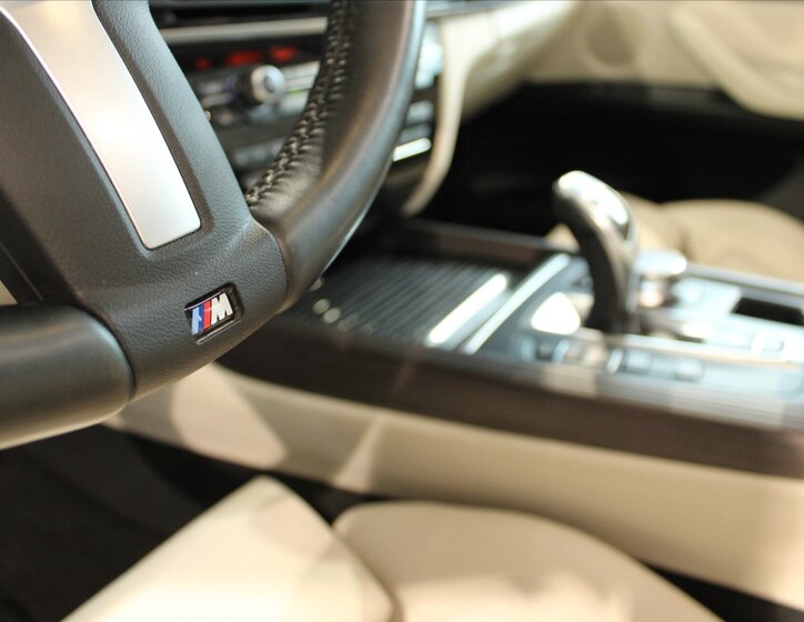 BMW X5 SUV / Terénní 3,0 l 230 kw