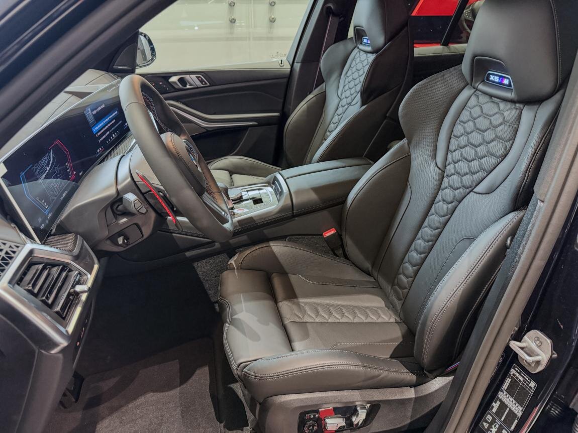 BMW X5 SUV / Terénní 4,4 l 460 kw