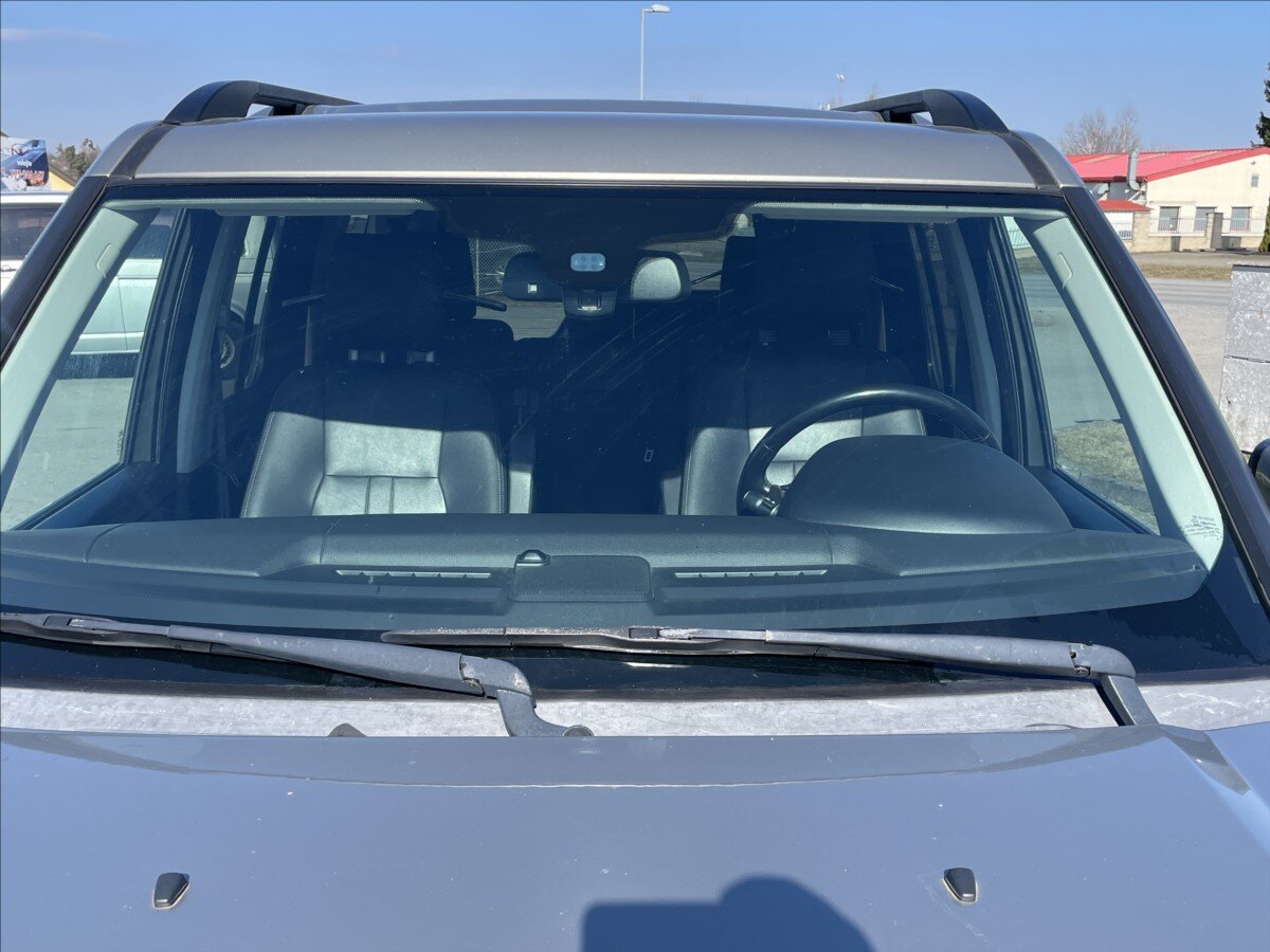 Land Rover Discovery SUV / Terénní 3,0 l 188 kw