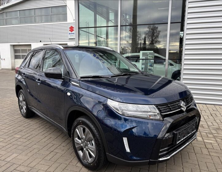 Suzuki Vitara SUV 1,4 l 81 kw