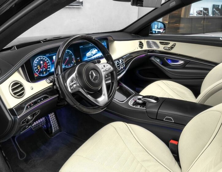 Mercedes-Benz Třídy S 10