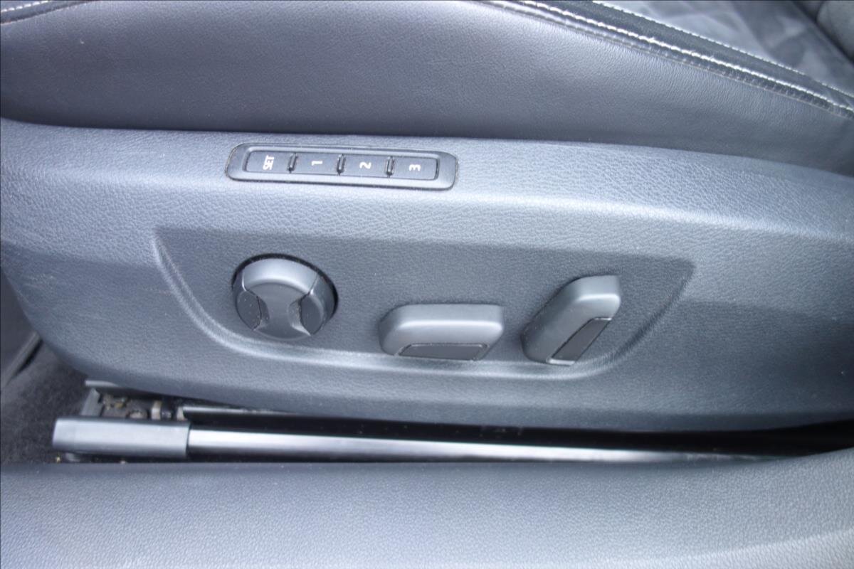 Škoda Superb Kombi 2,0 l 140 kw