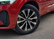 Volvo XC60 SUV / Terénní 2,0 l 145 kw