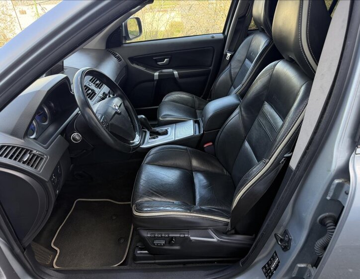 Volvo XC90 Kombi 2,4 l 147 kw