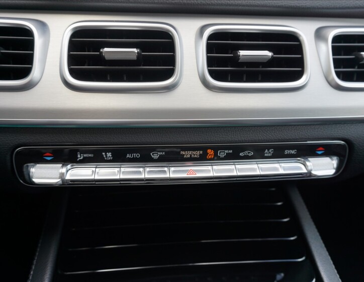 Mercedes-Benz GLE 12