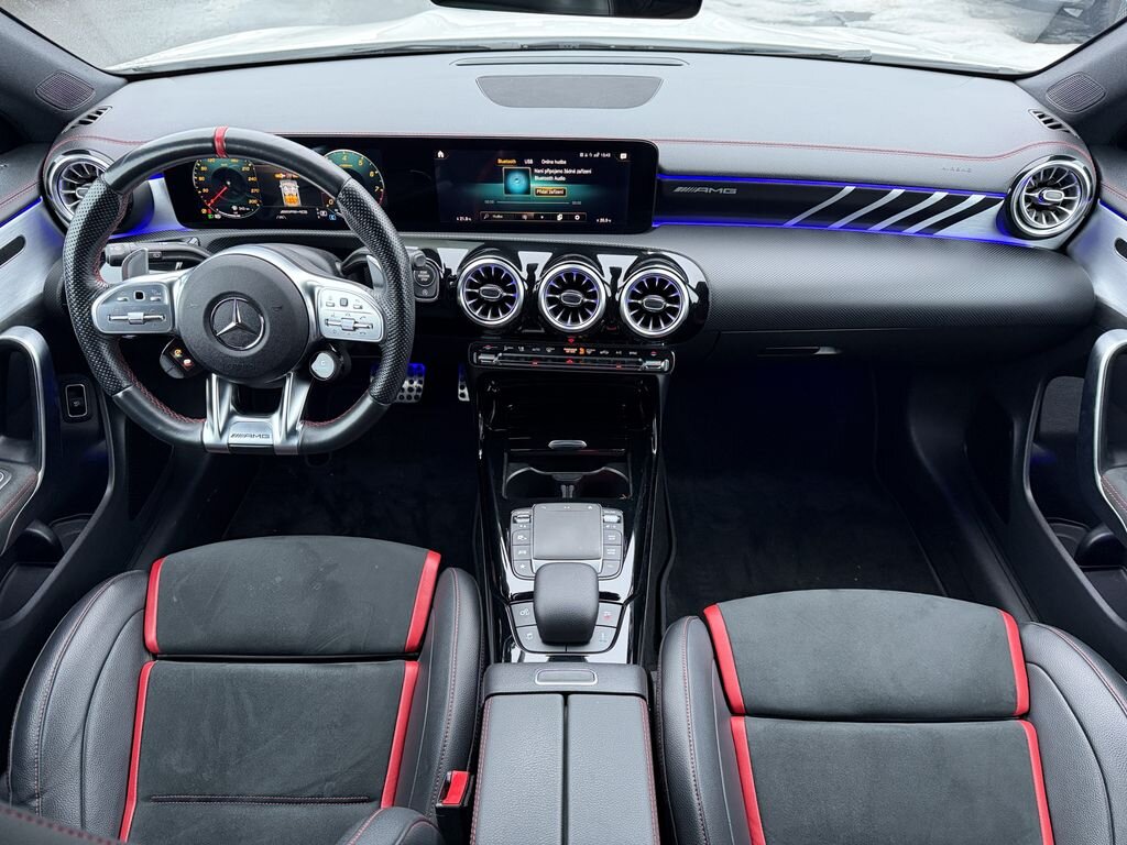 Mercedes-Benz CLA Kombi 2,0 l 310 kw