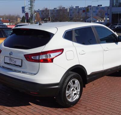 Nissan Qashqai 4