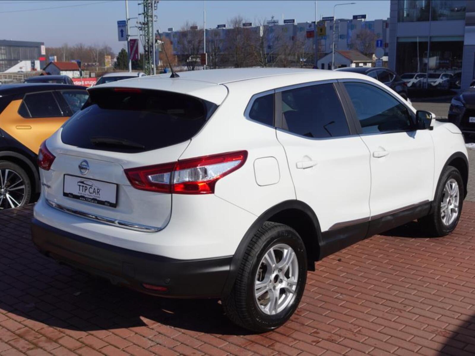 Nissan Qashqai 4