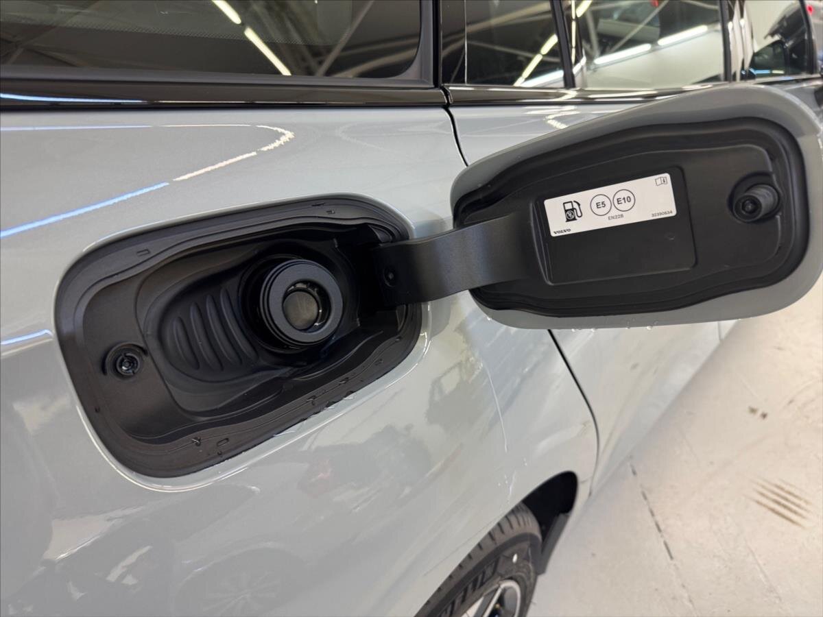 Volvo V60 Kombi 2,0 l 145 kw