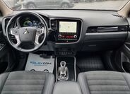 Mitsubishi Outlander 13