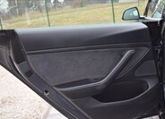 Tesla Model 3 Sedan 0,0 366 kw