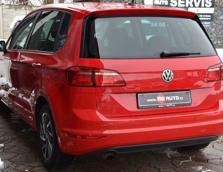 Volkswagen Golf Sportsvan MPV 1,2 l 81 kw