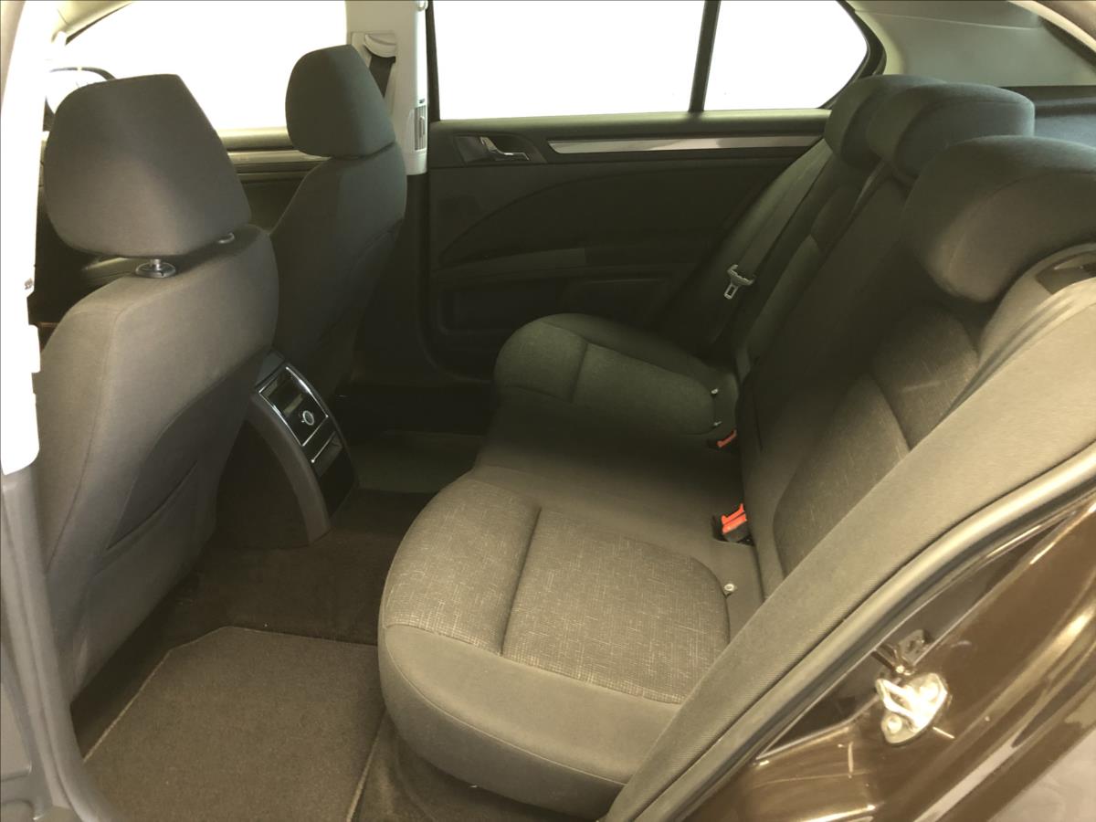 Škoda Superb Hatchback 2,0 l 103 kw