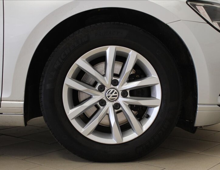 Volkswagen Passat 31