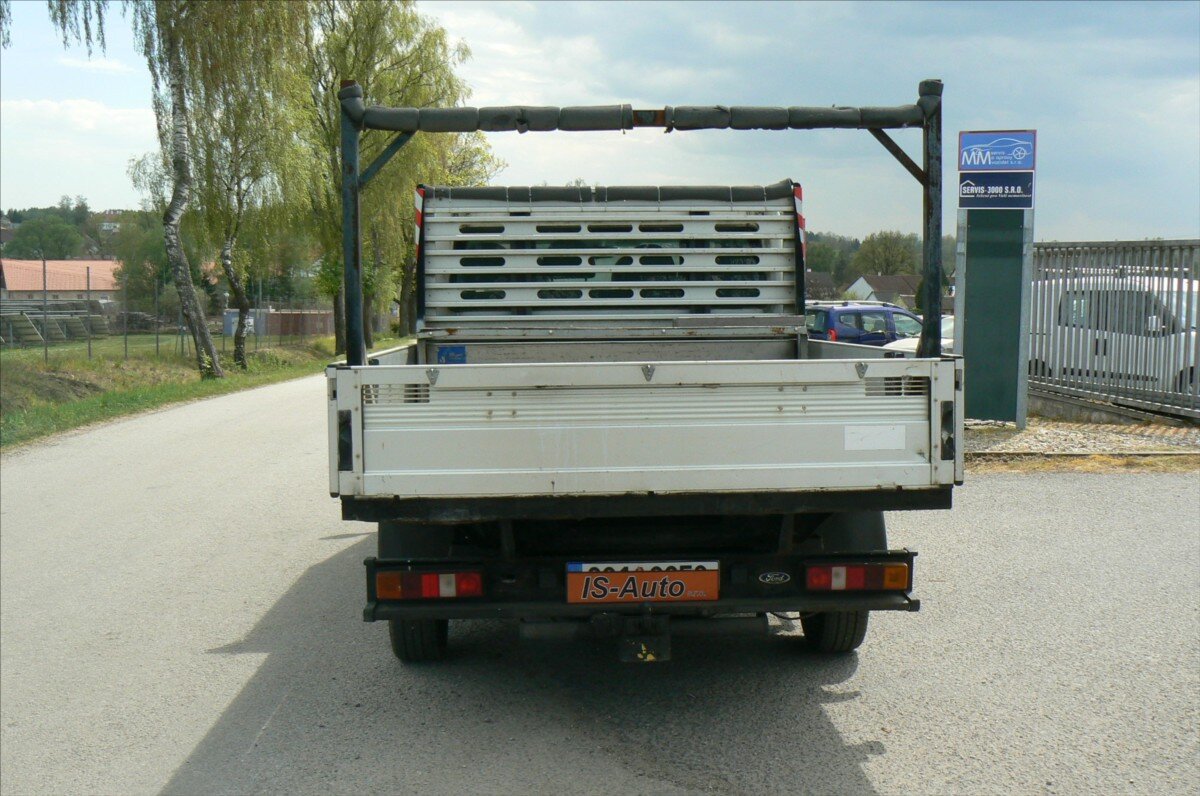 Ford Transit Valník 2,2 l 63 kw