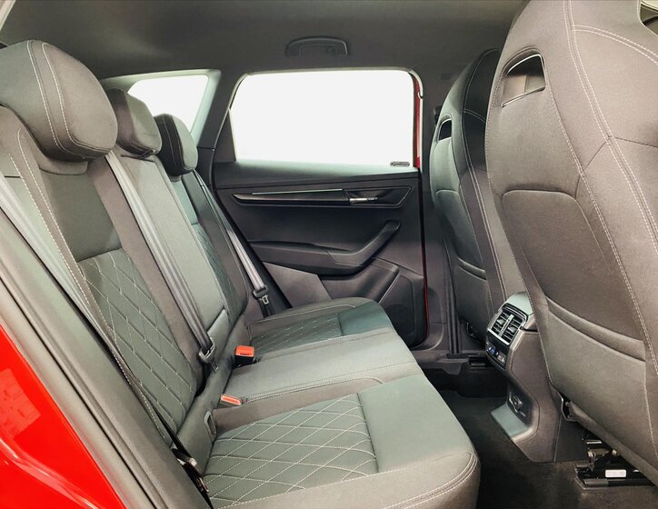 Škoda Karoq SUV / Terénní 2,0 l 110 kw