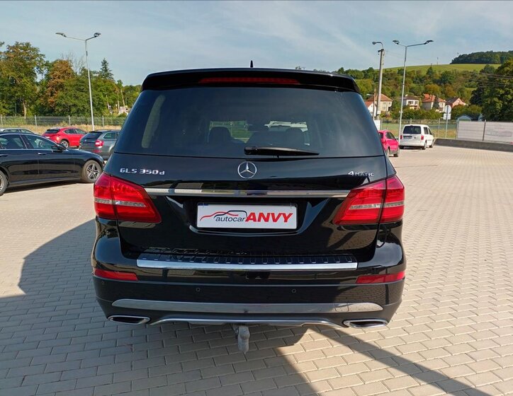Mercedes-Benz GLS SUV / Terénní 3,0 l 190 kw