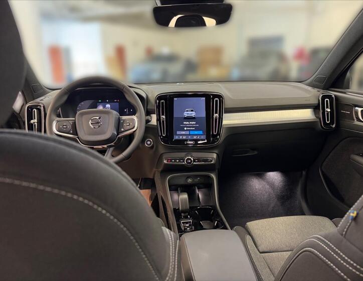 Volvo XC40 10