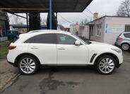 Infiniti FX30 8