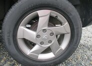 Dacia Duster SUV / Terénní 1,6 l 77 kw