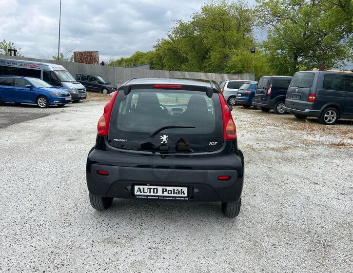 Peugeot 107 12