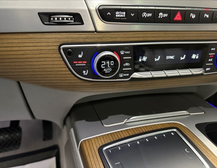 Audi Q7 SUV / Terénní 3,0 l 200 kw