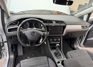 Volkswagen Touran 7