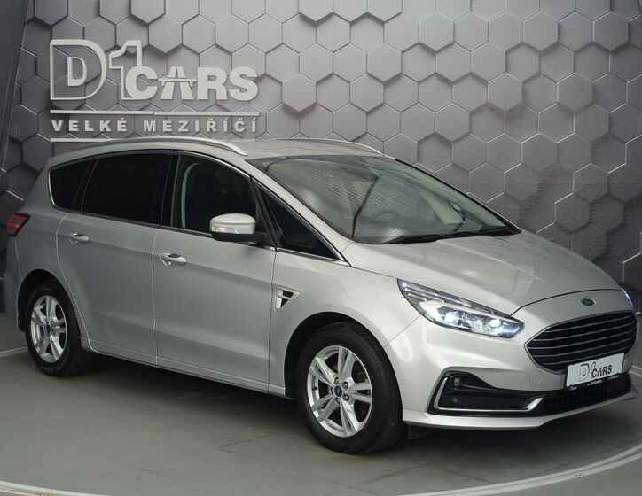 Ford S-MAX 6