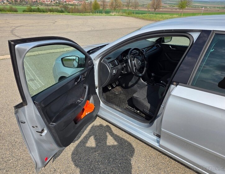 Škoda Rapid Sedan / Limuzína 0,0 77 kw