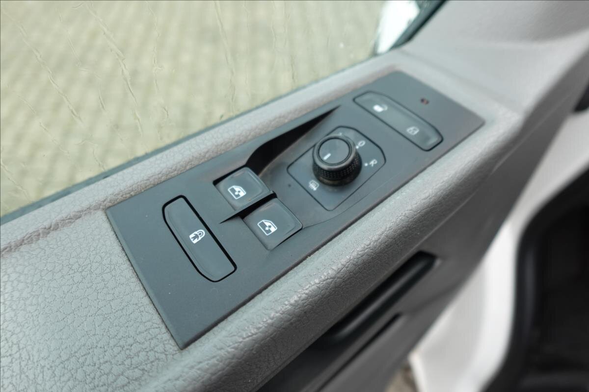 Volkswagen Transporter Ostatní 2,0 l 81 kw