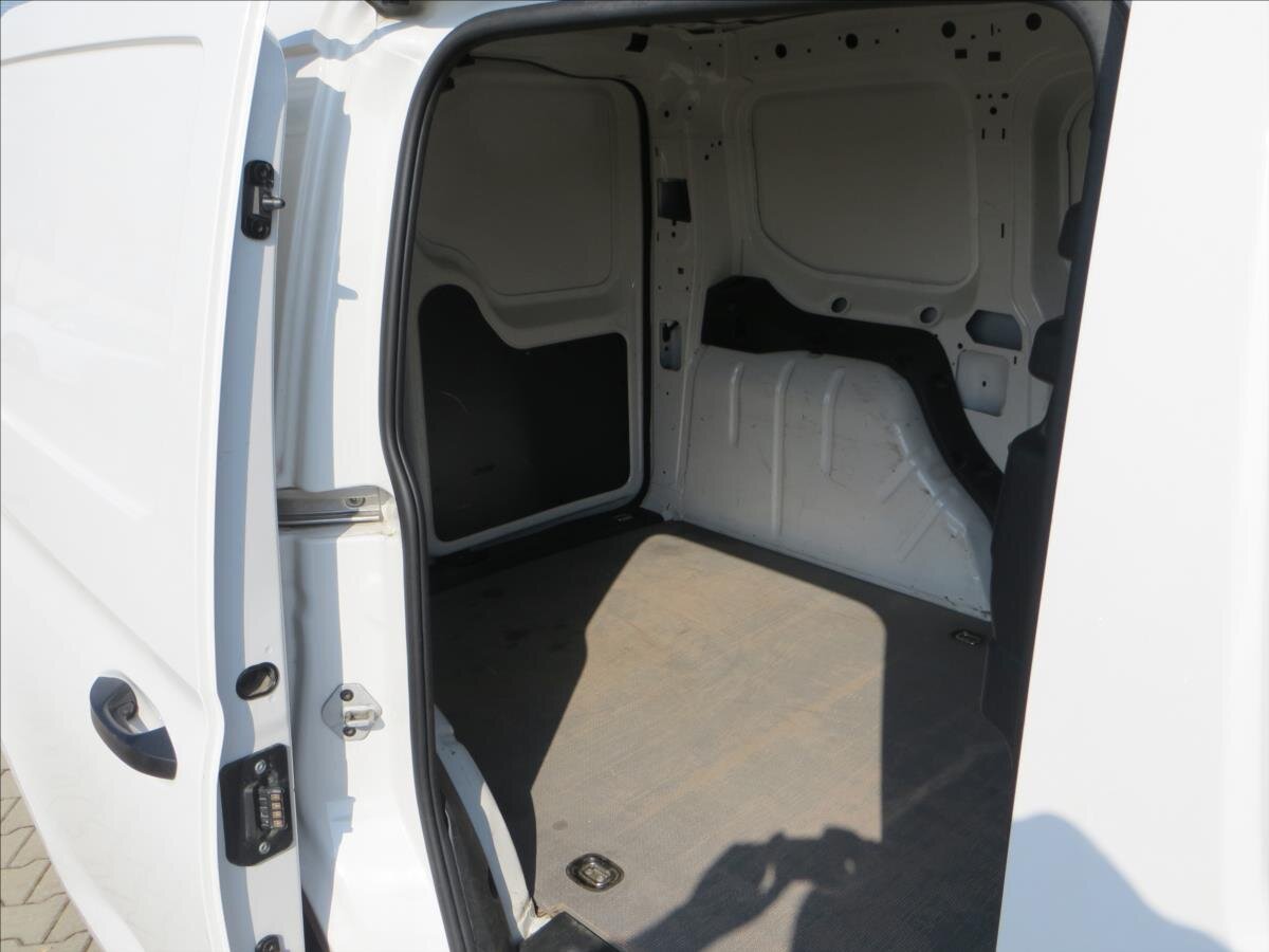 Volkswagen Caddy Skříň 2,0 l 75 kw