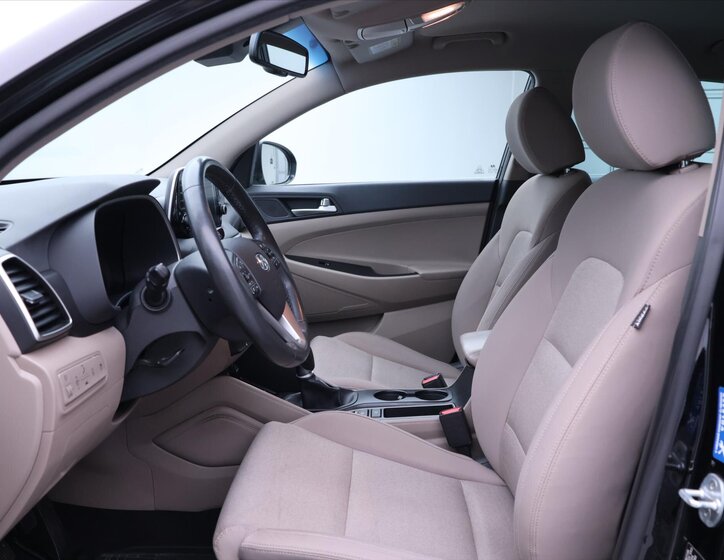 Hyundai Tucson SUV / Terénní 1,6 l 100 kw