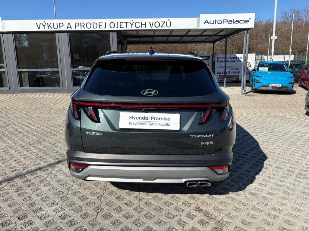 Hyundai Tucson SUV / Terénní 1,6 l 185 kw