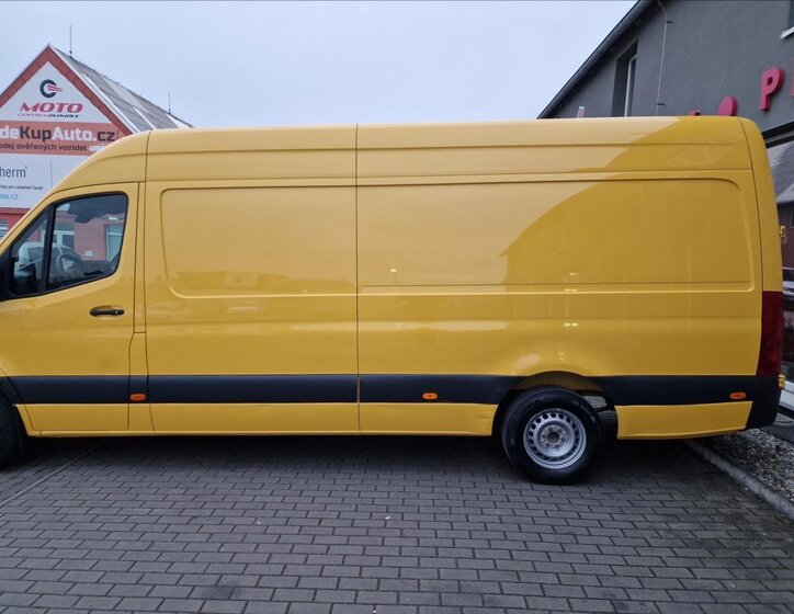 Mercedes-Benz Sprinter Skříň 2,1 l 105 kw