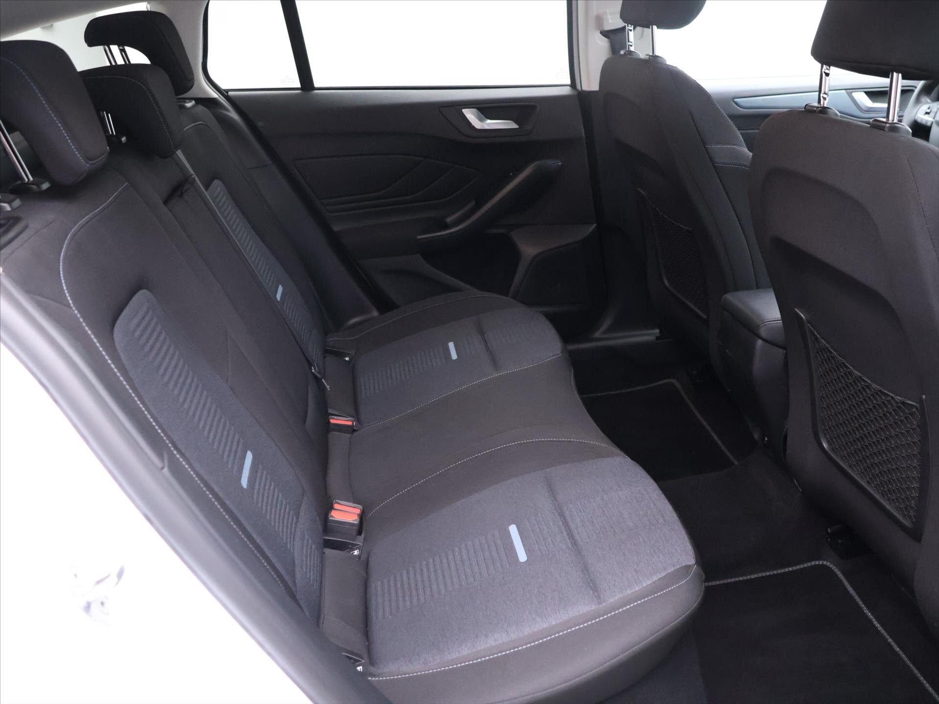 Ford Focus Kombi 999,0 114 kw