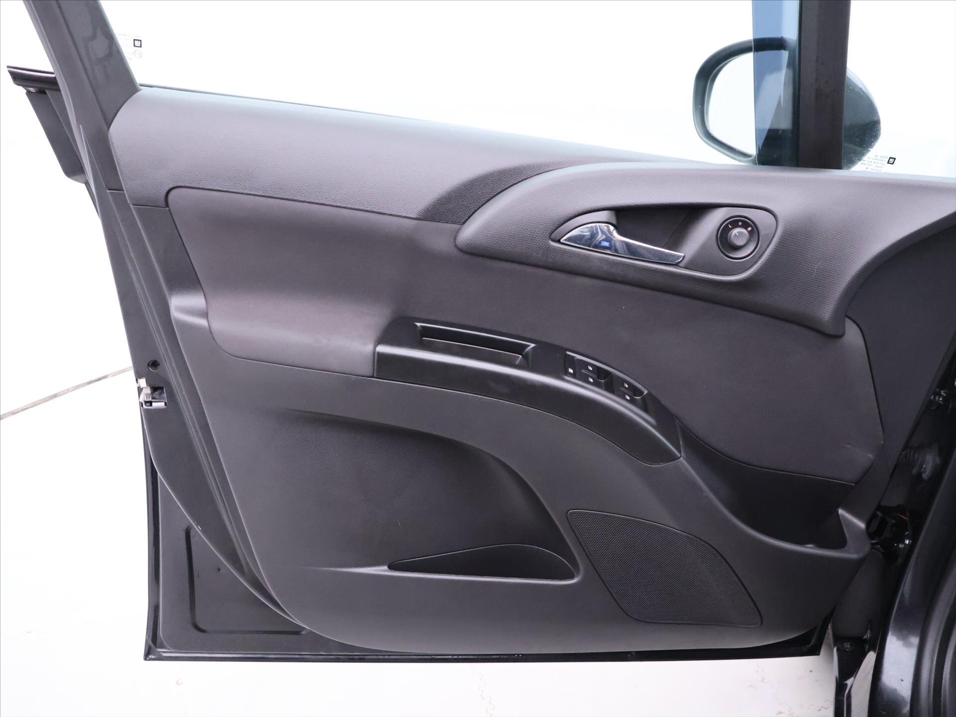 Opel Meriva MPV 1,4 l 88 kw