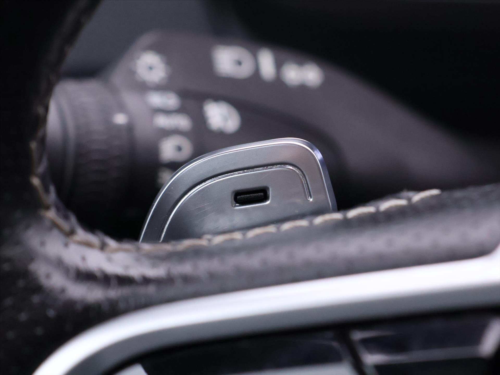 Volvo XC90 SUV / Terénní 2,0 l 173 kw