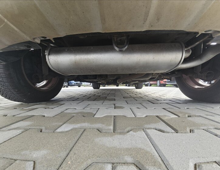 Suzuki SX4 Hatchback 1,6 l 88 kw