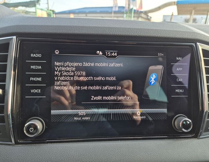 Škoda Karoq SUV 1,5 l 110 kw